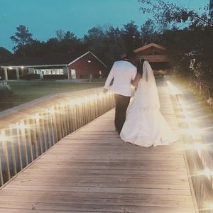 Meet your Posher, Raquel